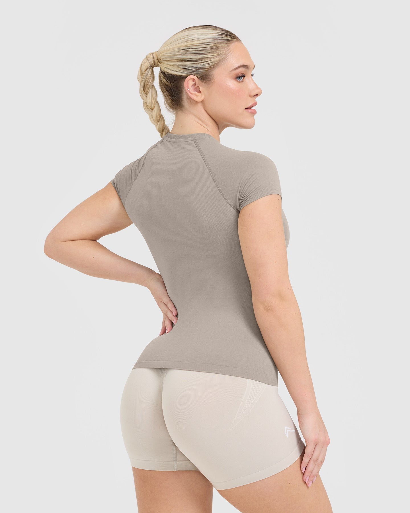 Alternative view of Go To Seamless Fitted Top | Minky