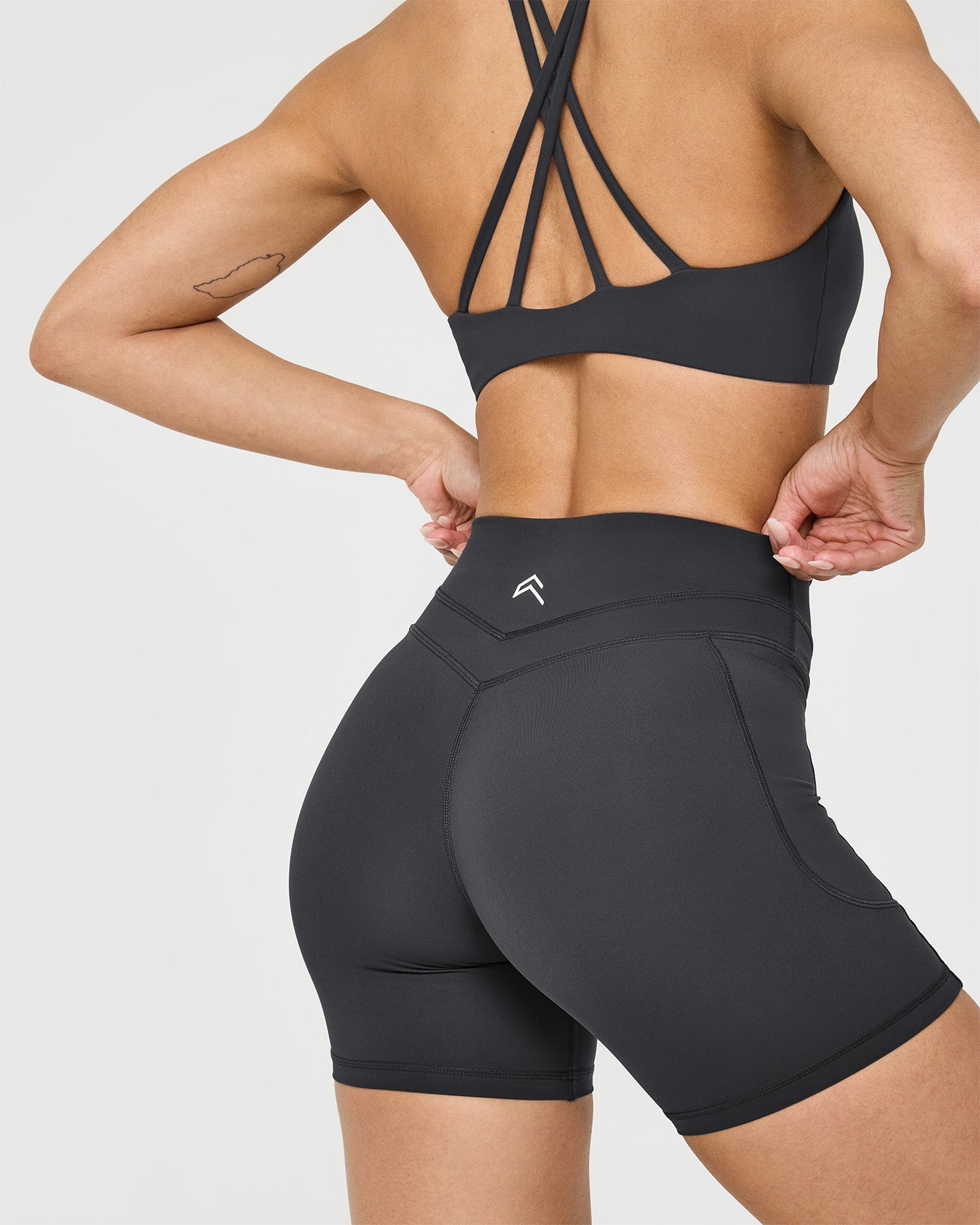 UnifiedMove High Waisted Pocket Shorts 6" | Coal - Image 4