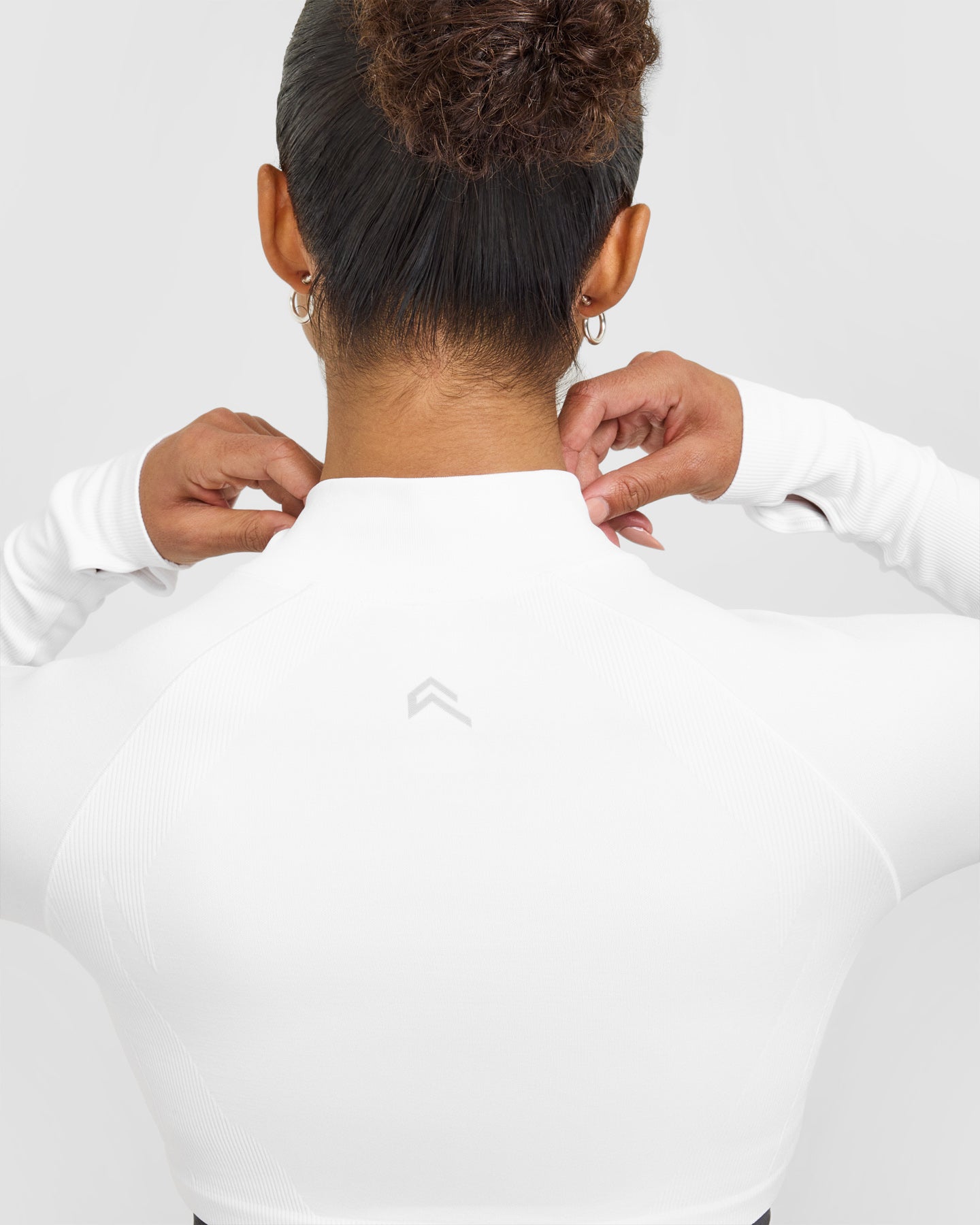 EnhanceLift Seamless Crop Jacket | White - Image 5