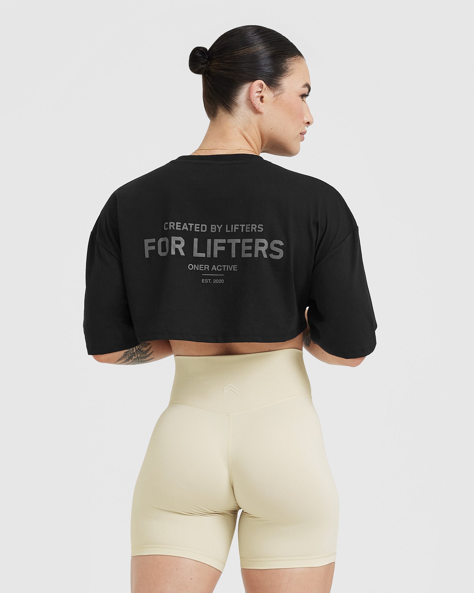 Classic Lifters Graphic Relaxed Crop Lightweight T-Shirt | Black - Image 2