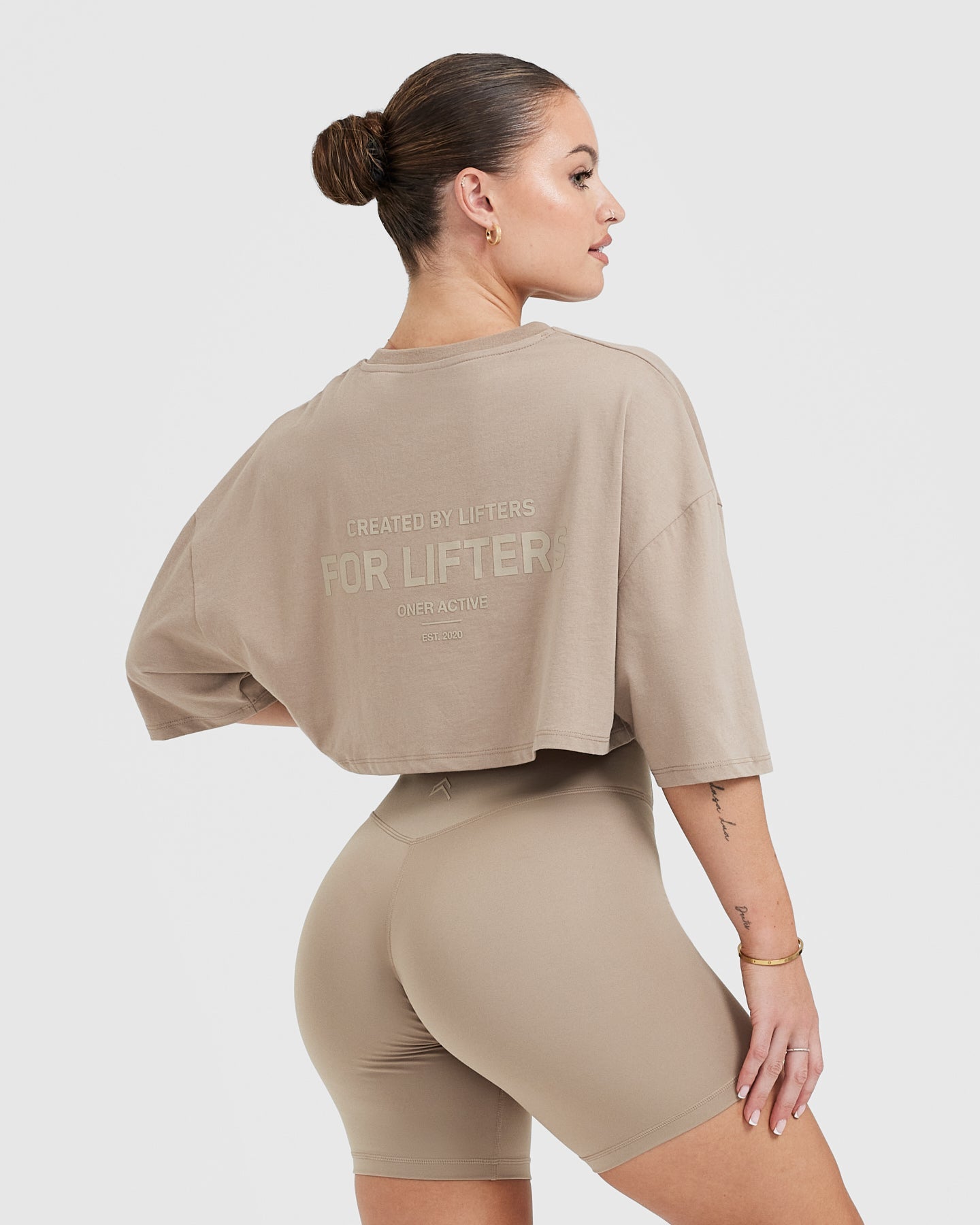 Classic Lifters Graphic Relaxed Crop Lightweight T-Shirt | Sandstone - Image 2