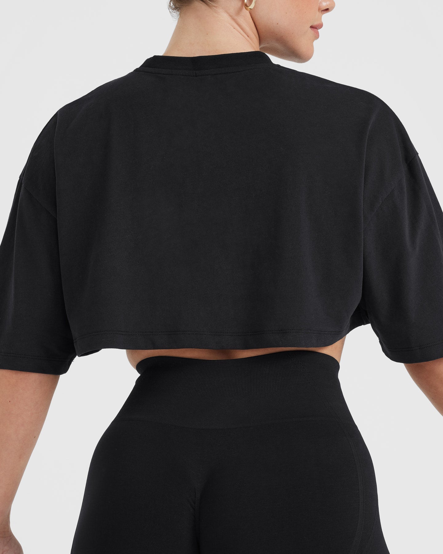 Classic Relaxed Crop Lightweight T-Shirt | Black - Image 5