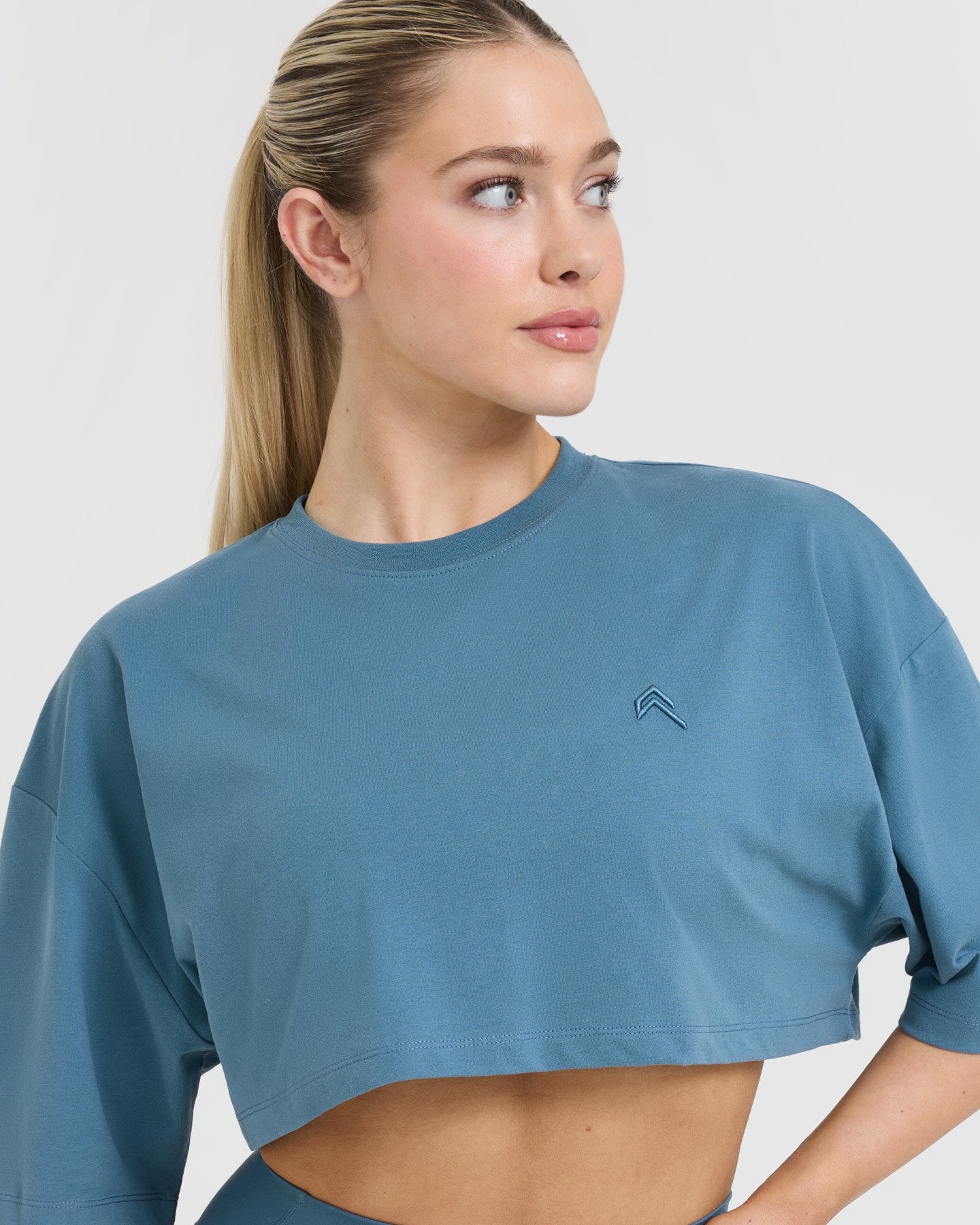 Classic Relaxed Crop Lightweight T-Shirt | Moonstone Blue - Image 4
