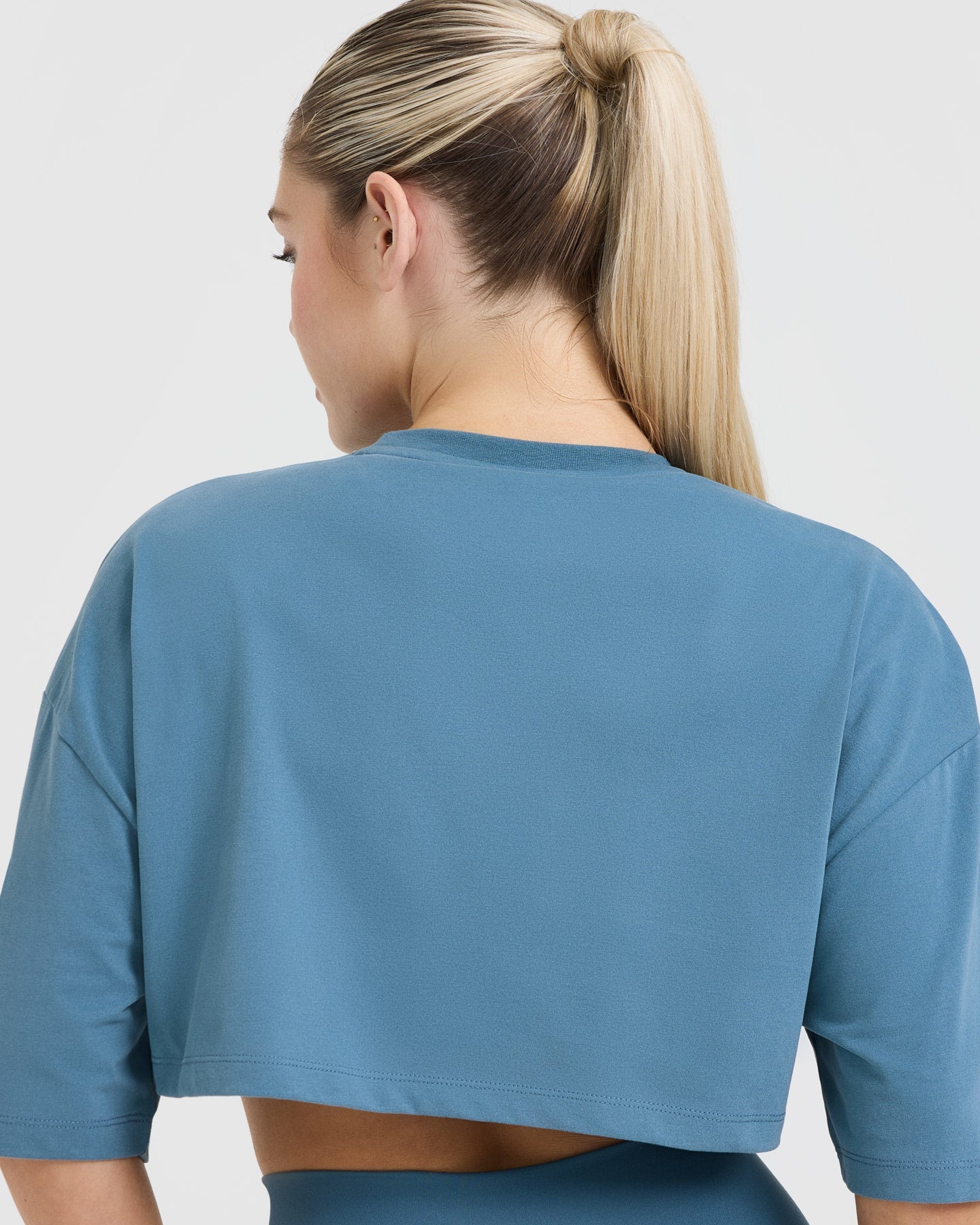 Classic Relaxed Crop Lightweight T-Shirt | Moonstone Blue - Image 5