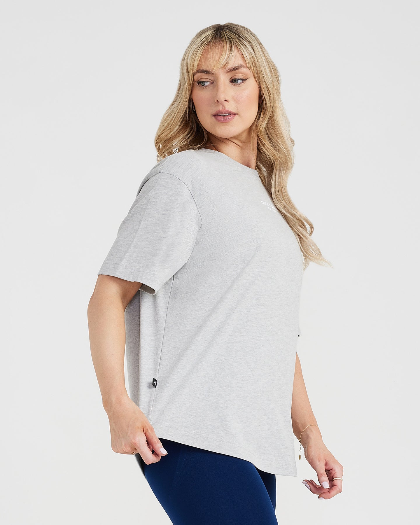 Alternative view of Graphic Oversized Short Sleeve Tee | Silver Marl