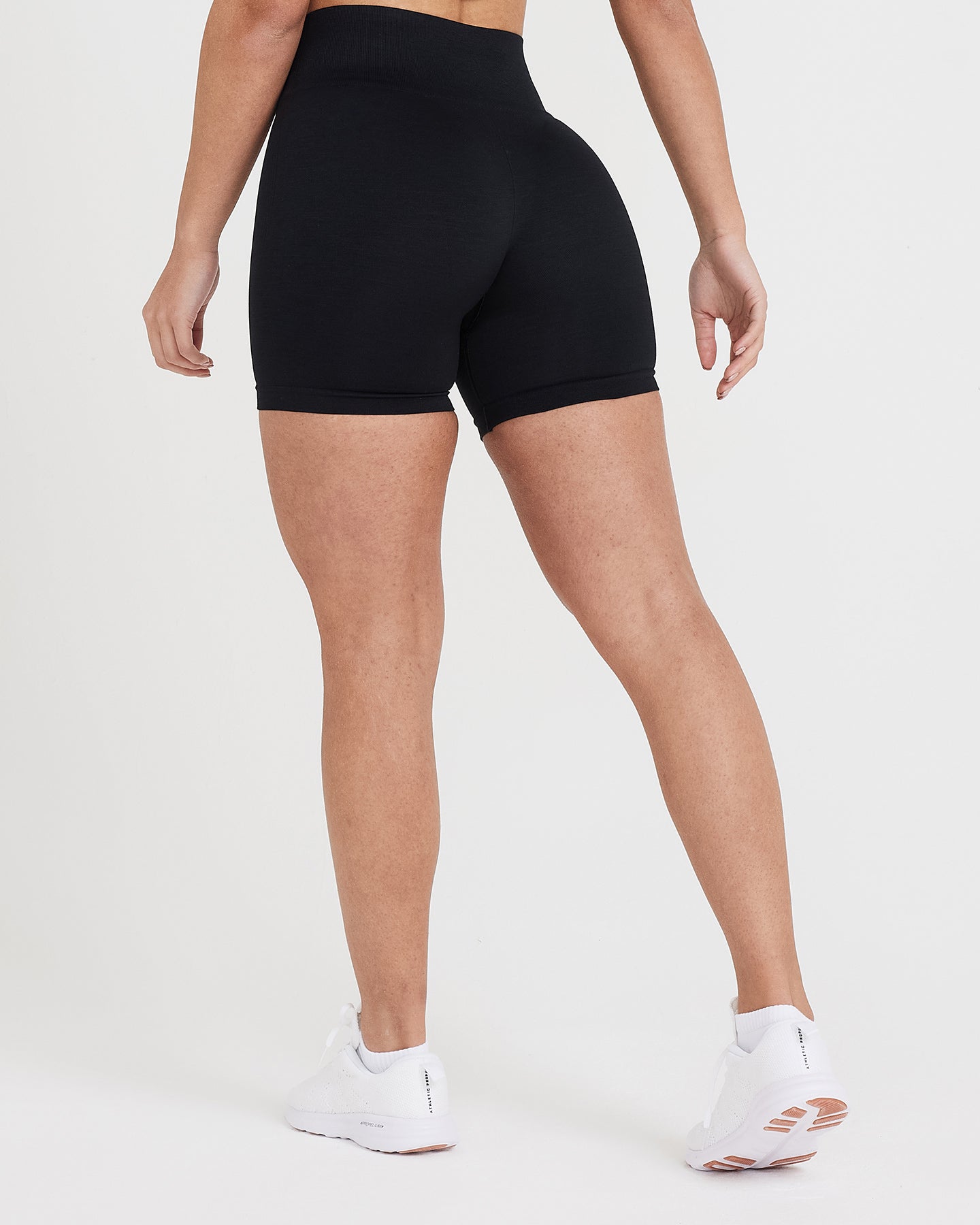 Classic Seamless 2.0 Shorts | Black Marl - Image 4