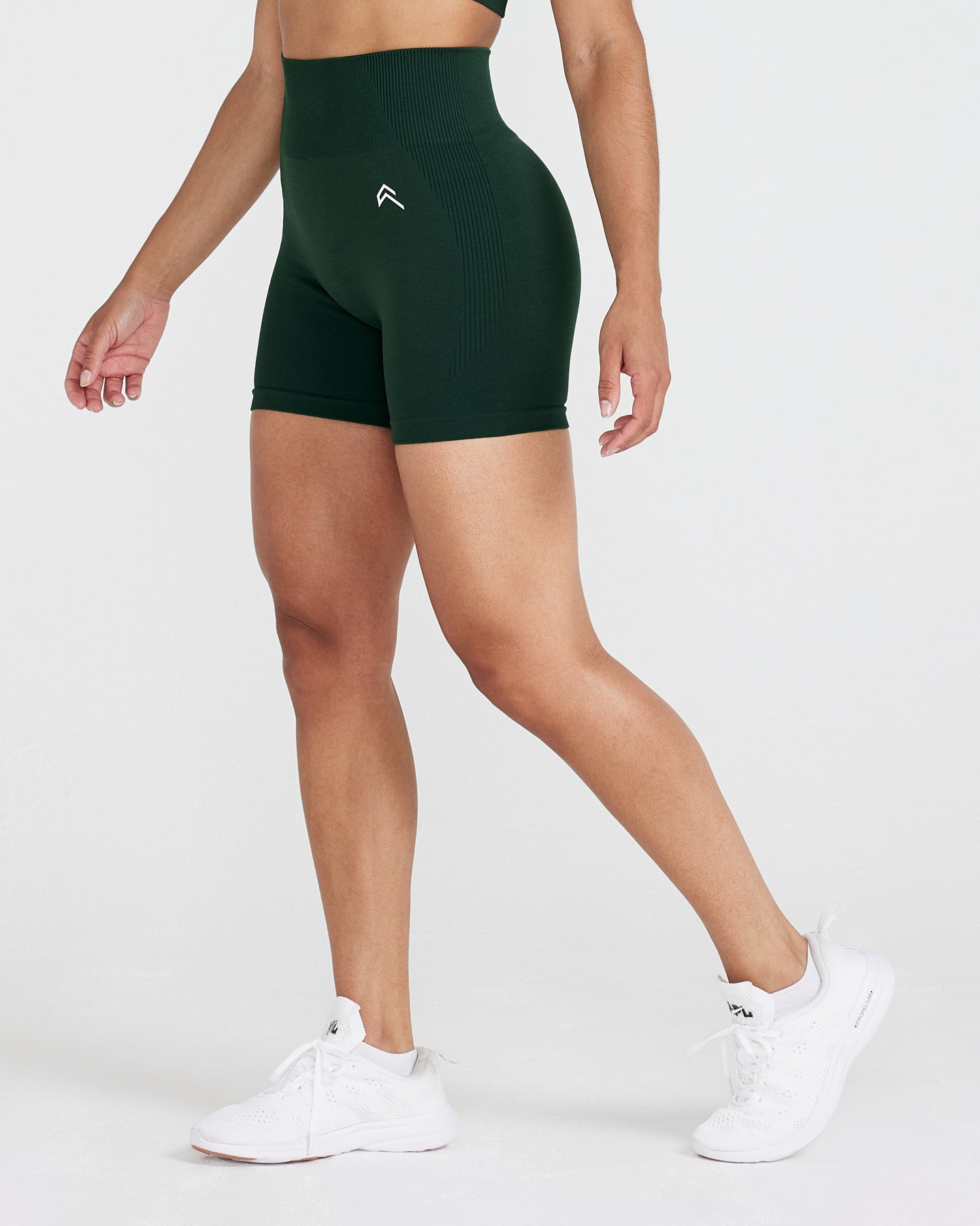 Classic Seamless 2.0 Shorts | Evergreen Marl - Image 3
