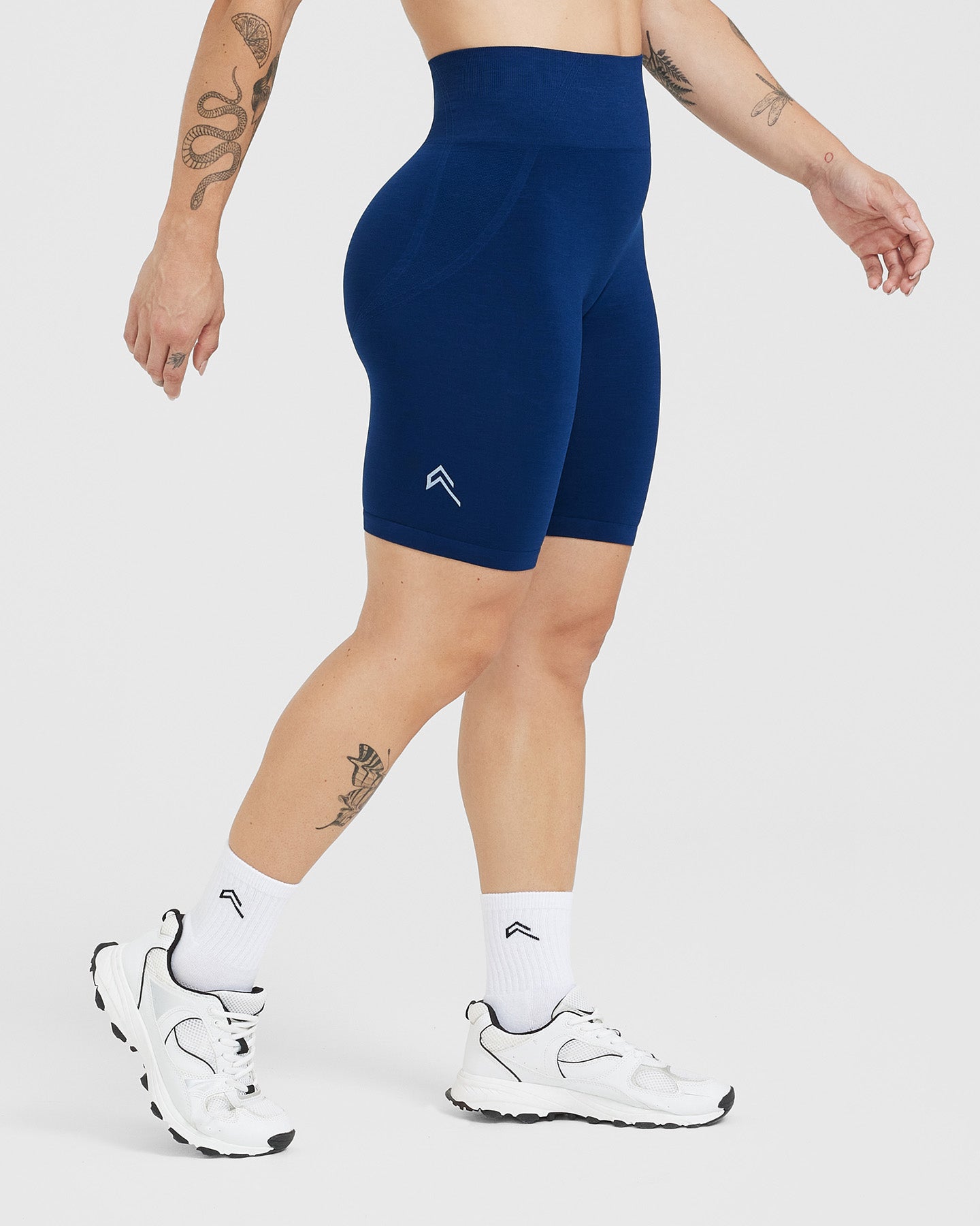 EffortlessLift Seamless Cycling Shorts with White Logo | Midnight - Image 3