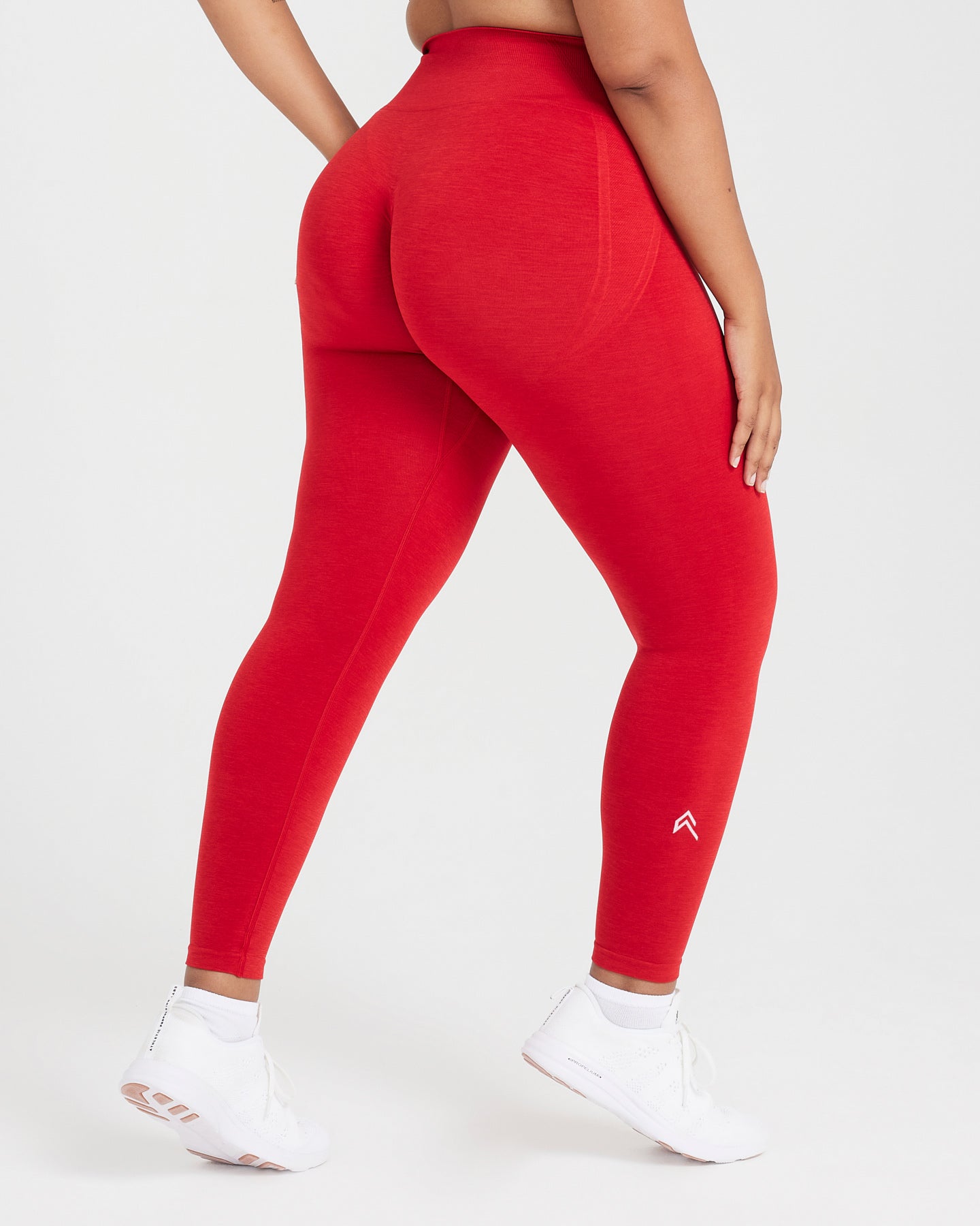 Alternative view of EffortlessLift Seamless Leggings with White Logo | Spicy Red
