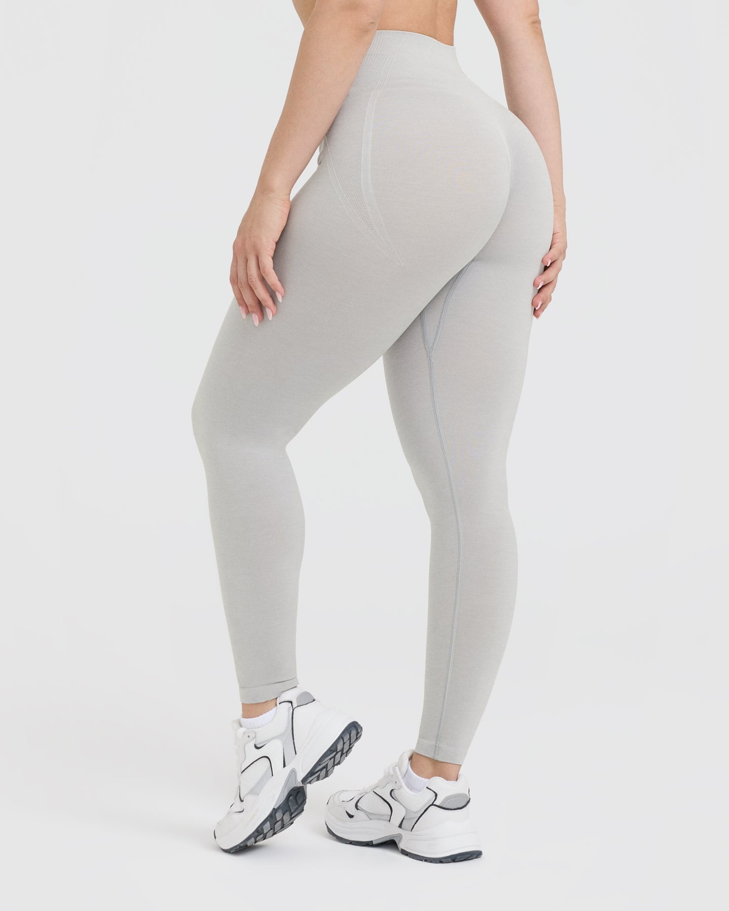 Alternative view of EffortlessLift Seamless Leggings with White Logo | Light Grey Marl