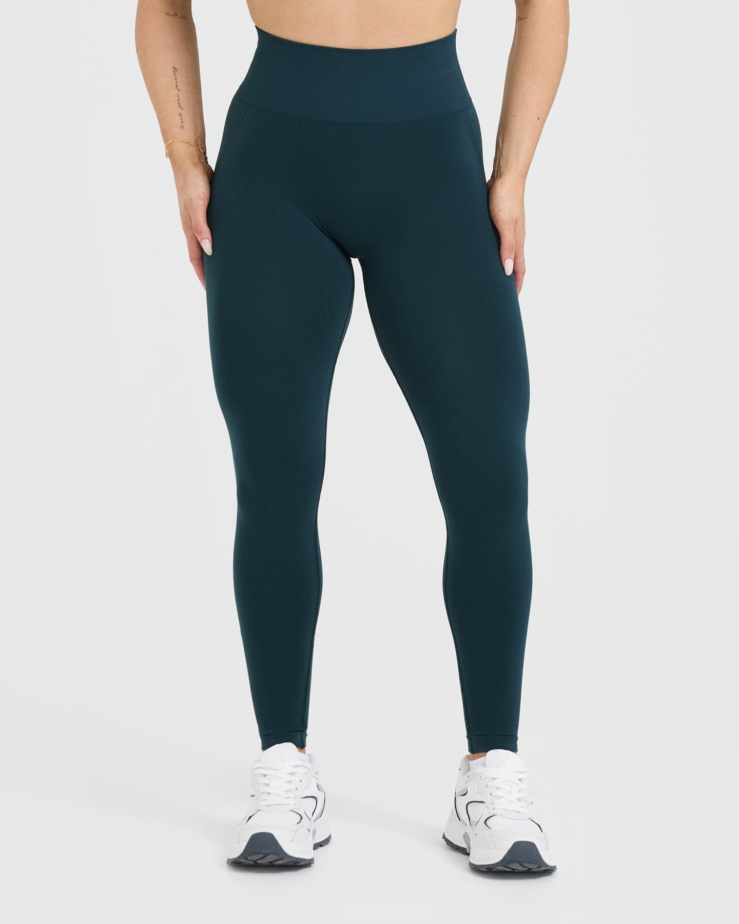 EffortlessLift Seamless Leggings with White Logo | Oil Blue