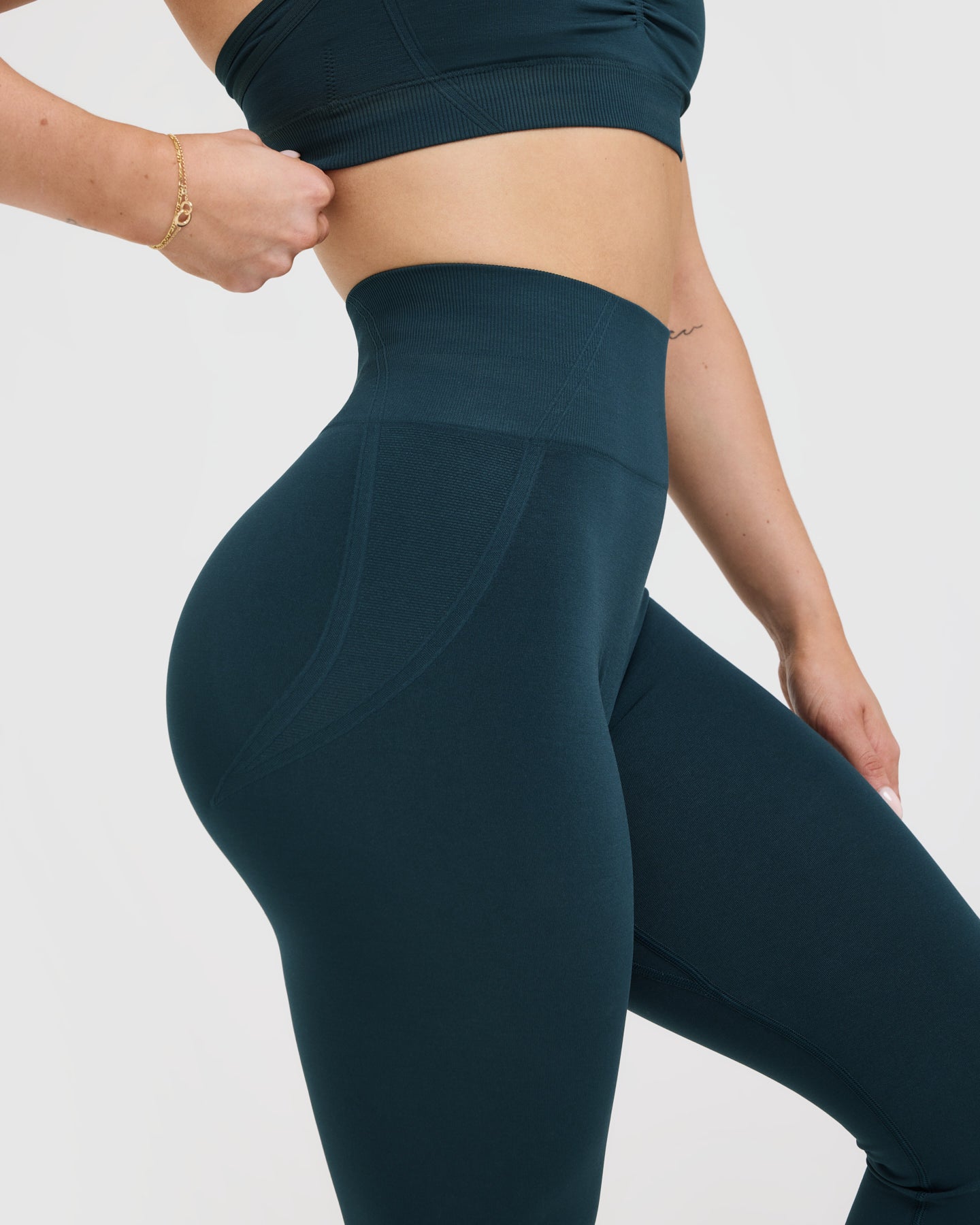 EffortlessLift Seamless Leggings with White Logo | Oil Blue - Image 4