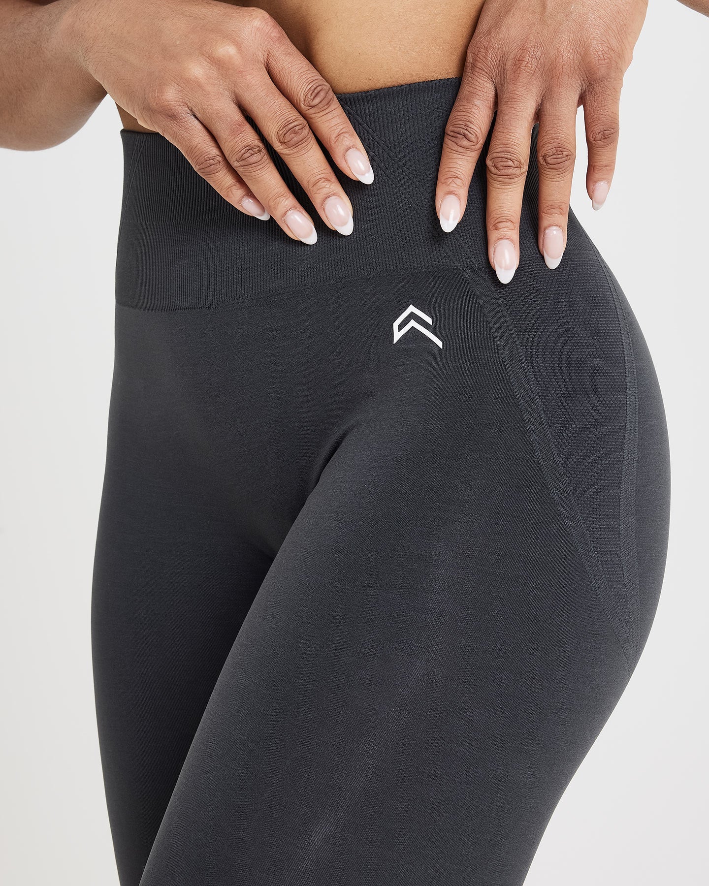 EffortlessLift Seamless Leggings with White Logo | Coal - Image 4