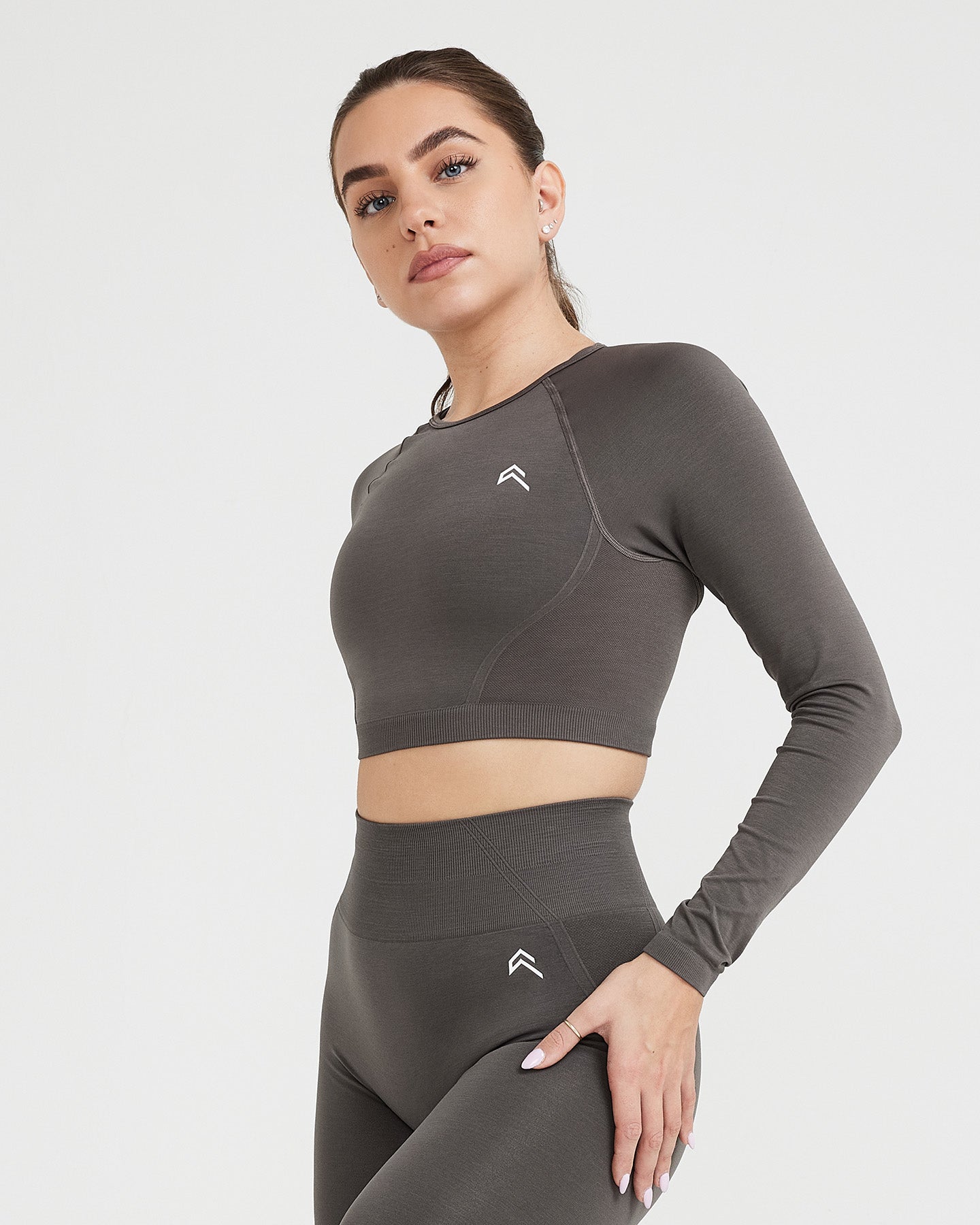 Alternative view of EffortlessLift Seamless Long Sleeve Crop Top with White Logo | Deep Taupe