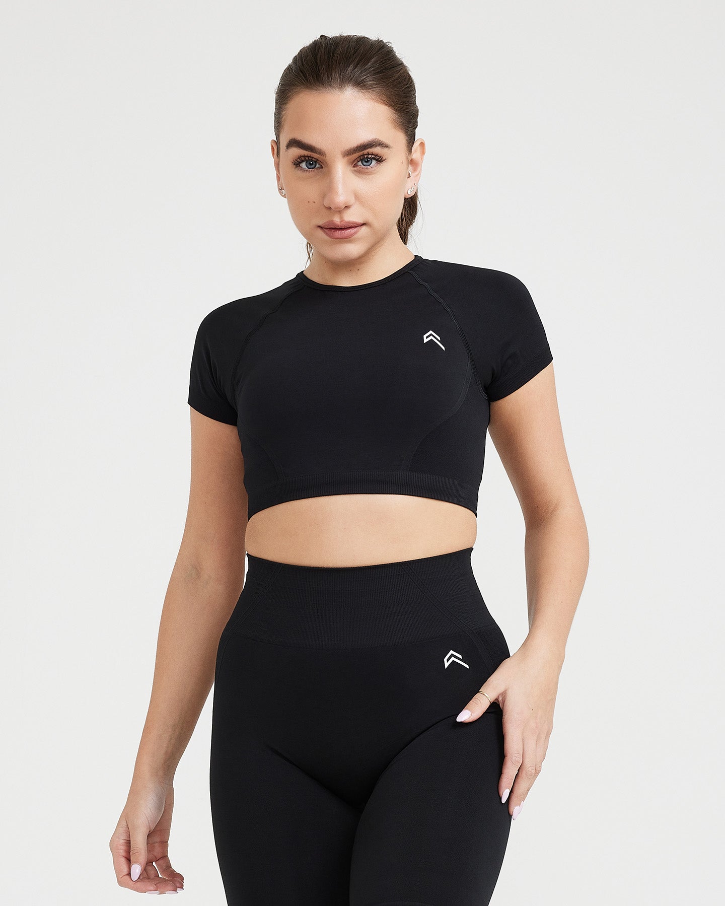 EffortlessLift Seamless Short Sleeve Crop Top with White Logo | Black