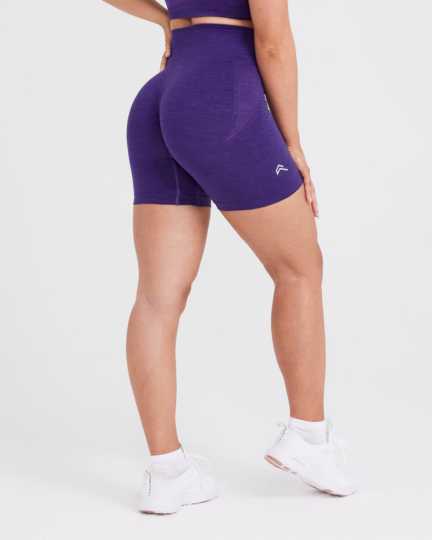 Alternative view of EffortlessLift Seamless Shorts with White Logo | Amethyst
