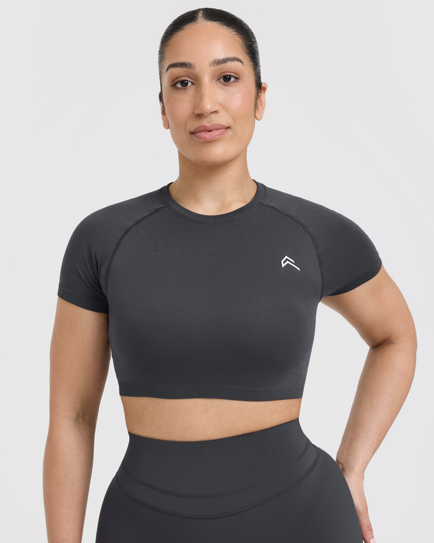 Go To Seamless Fitted Crop Top | Coal - Image 4