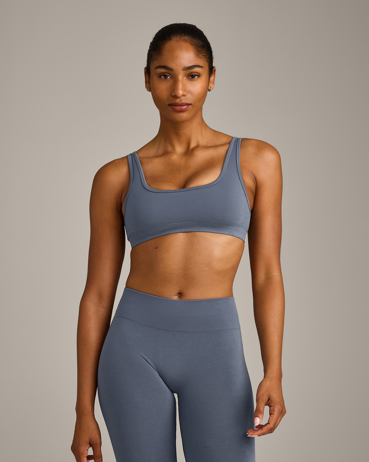 EffortlessLift Square Neck Sports Bra with Grey Logo | Light Granite Blue
