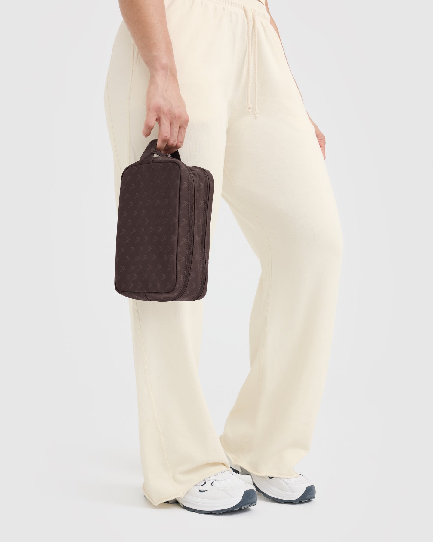 Large Monogram Washbag | Deep Espresso - Image 4