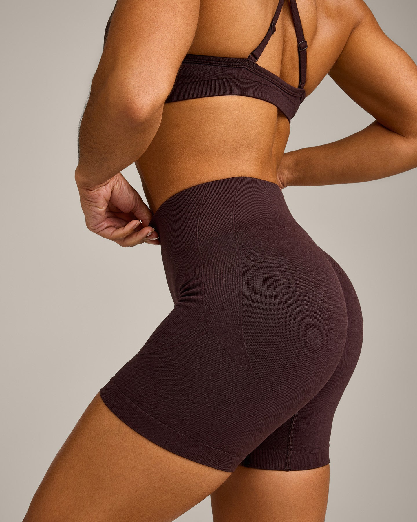 EnhanceLift Seamless Shorts with Grey Logo | Plum Brown - Image 4