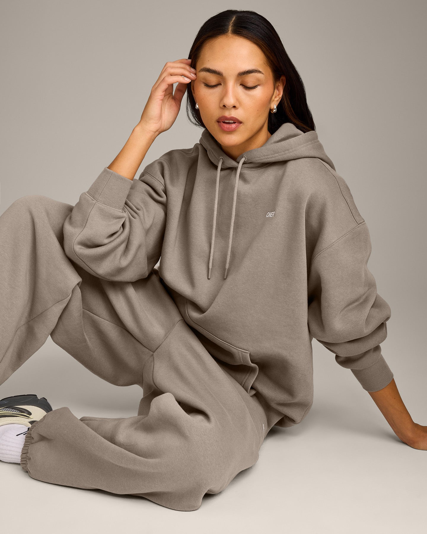 Foundations Cosy Oversized Hoodie | Minky - Image 5