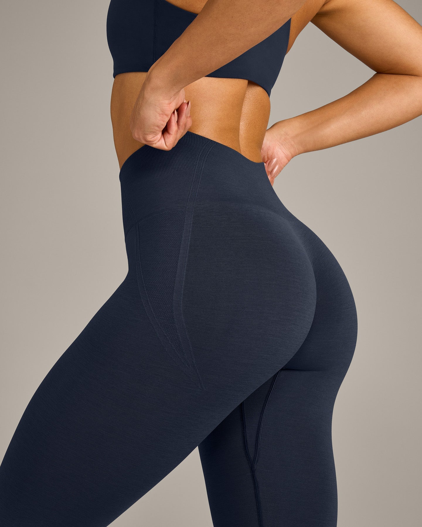 EffortlessLift Seamless Leggings with Grey Logo | True Blue - Image 4