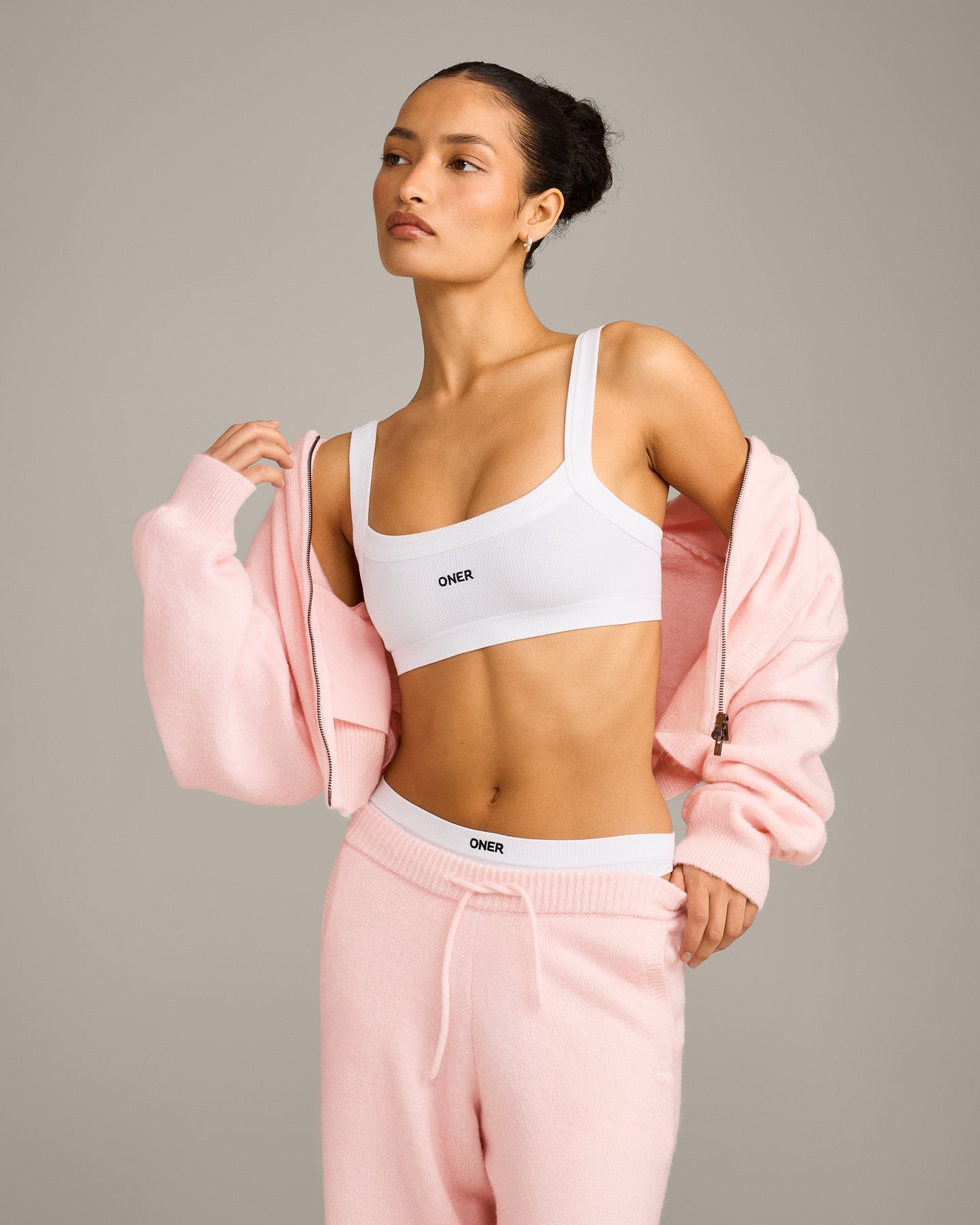 Seamless Scoop Neck Bralette | White