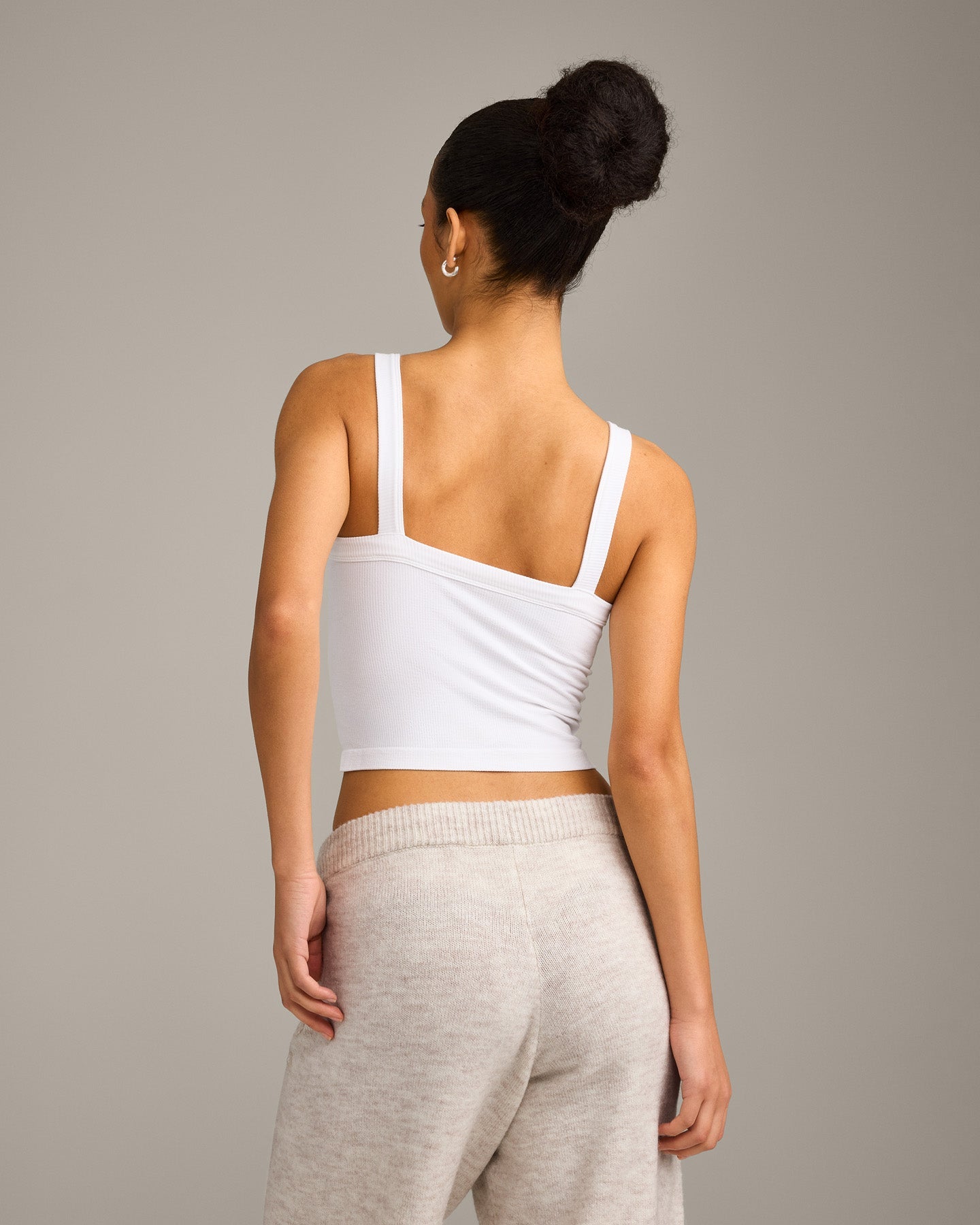 Seamless Scoop Neck Vest | White - Image 6
