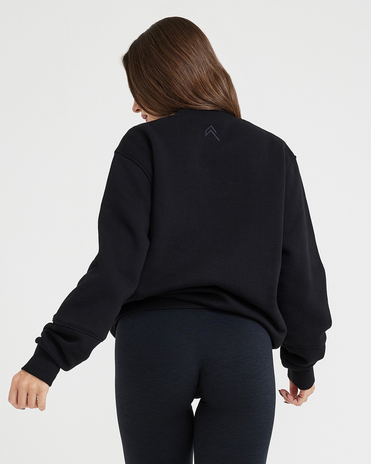 Classic Lounge Oversized Crew Neck | Black - Image 4