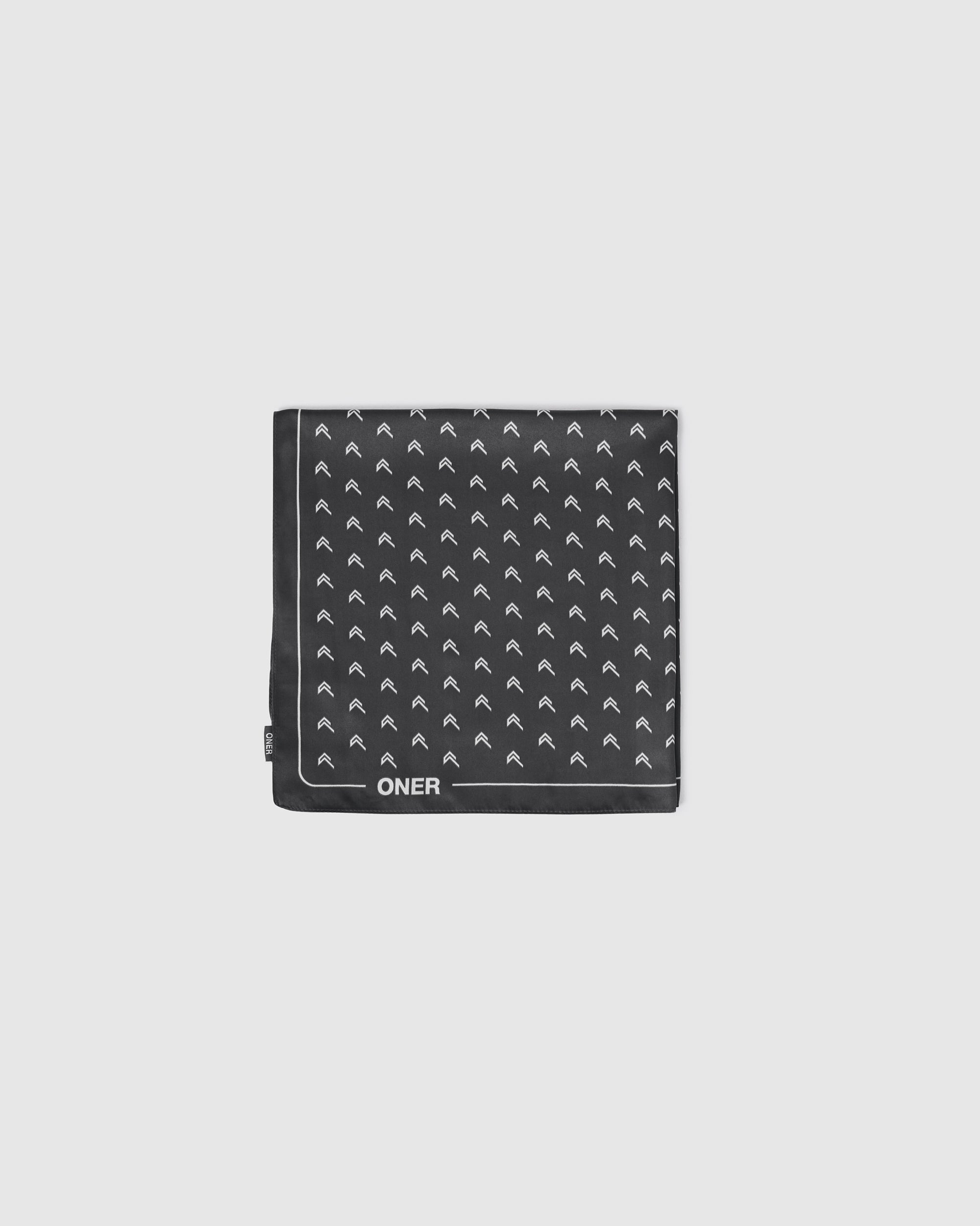 Oner Bandana | Coal - Image 5