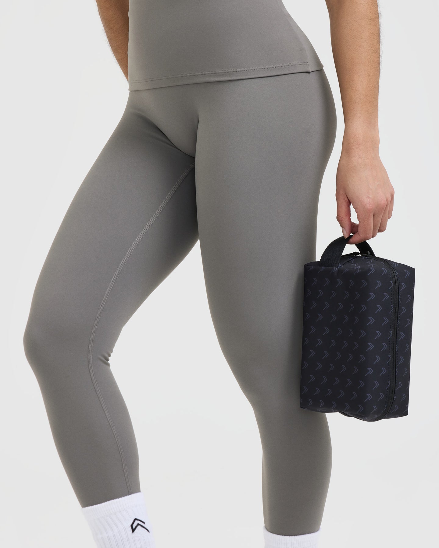 Small Monogram Washbag | Black - Image 4