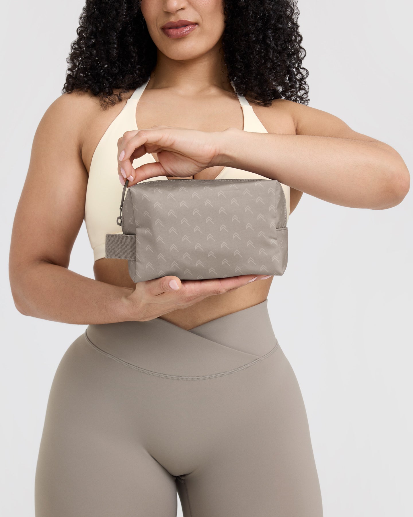 Alternative view of Small Monogram Washbag | Minky