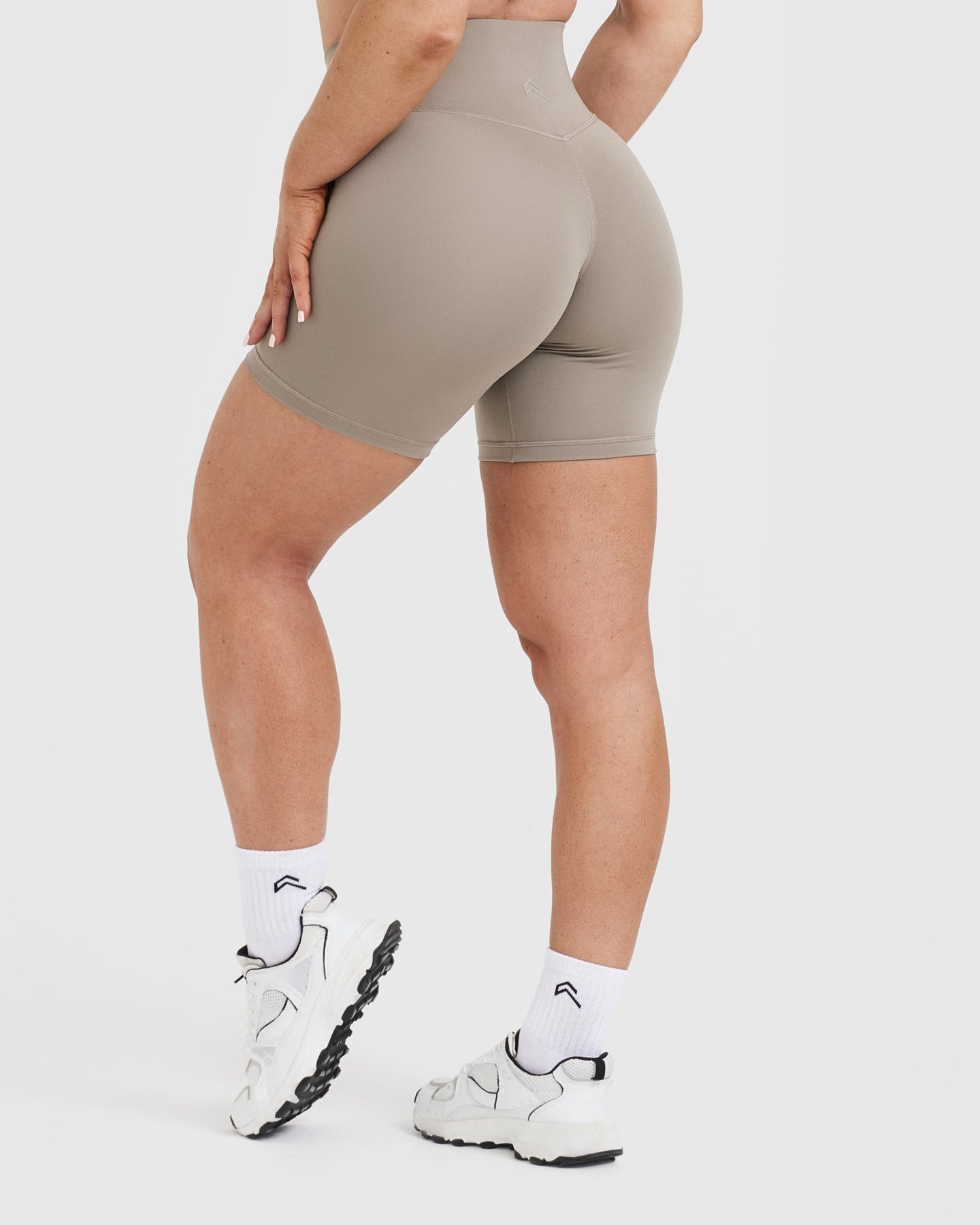 Alternative view of Timeless High Waisted Shorts 6" | Minky