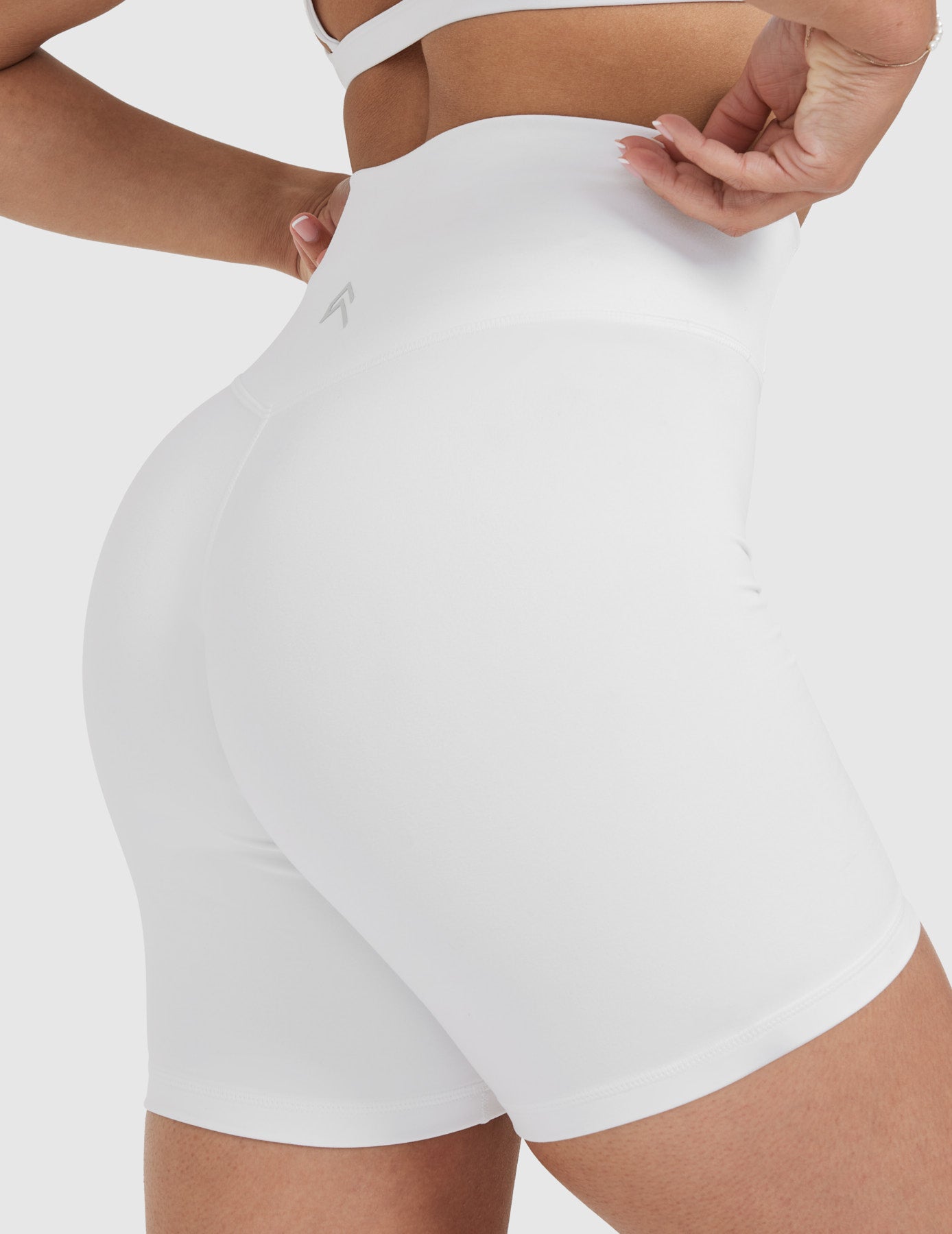 Timeless High Waisted Shorts 6" | White - Image 5