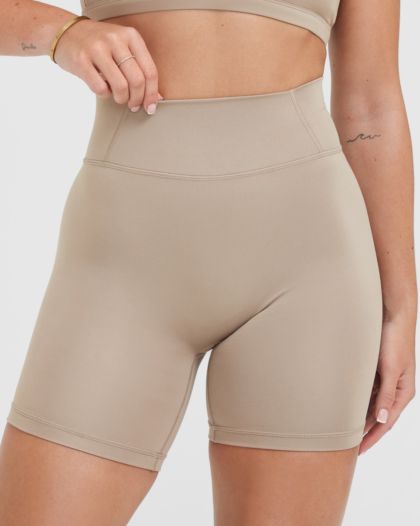 Timeless High Waisted Shorts 6" | Sandstone - Image 4