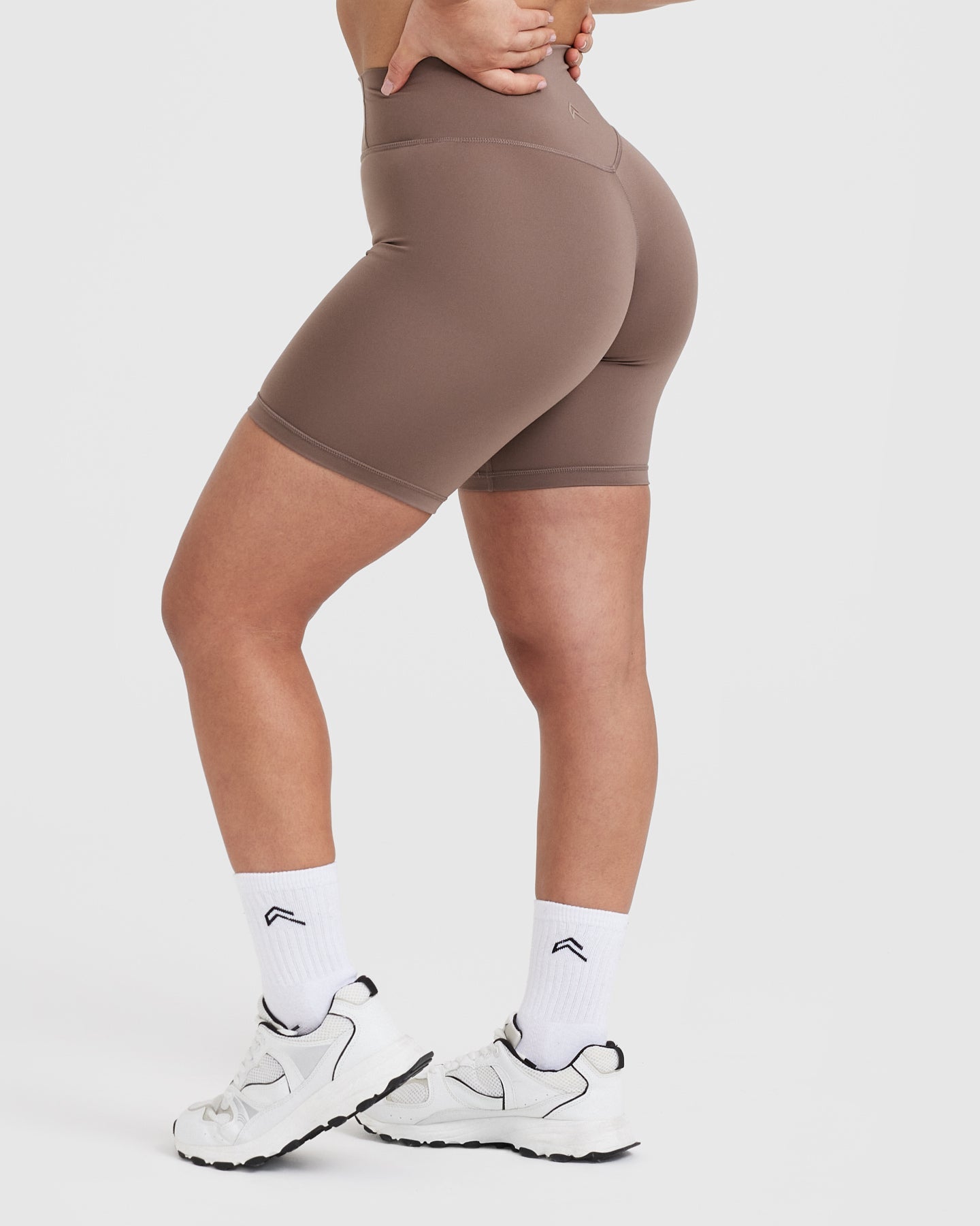 Alternative view of Timeless High Waisted Shorts 6" | Cool Brown